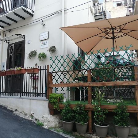 מונריאלה Opera Boutique Rooms מראה חיצוני תמונה