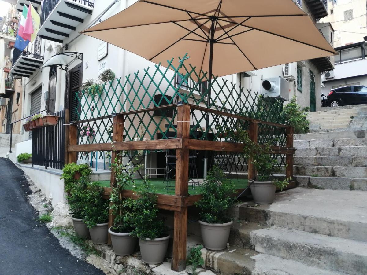 מונריאלה Opera Boutique Rooms מראה חיצוני תמונה