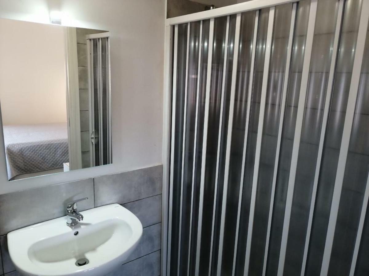 מונריאלה Opera Boutique Rooms מראה חיצוני תמונה