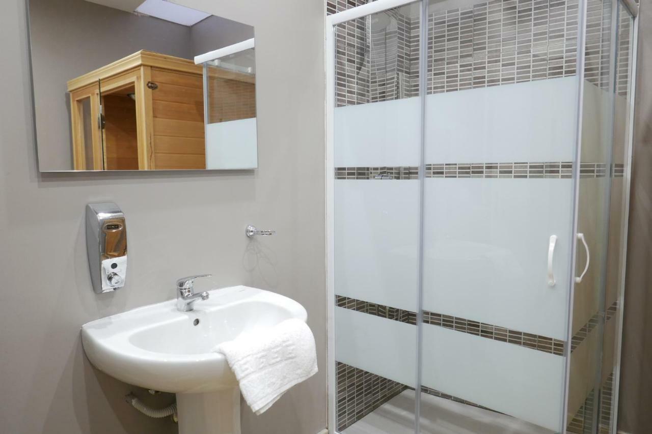 מונריאלה Opera Boutique Rooms מראה חיצוני תמונה